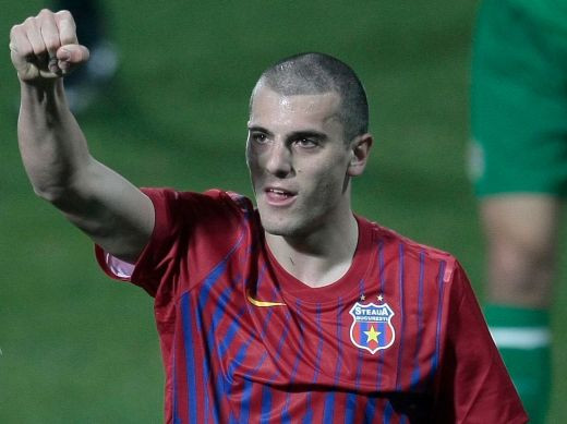 Niciun meci fara SCANDAL la Steaua! Unul din preferatii lui Becali, scos din minti de Ilie Stan! Motivul pentru care a aruncat cu obiecte spre antrenorul Stelei: