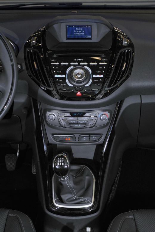 GENEVA 2012! Noul Ford care se face la Craiova are o problema...ii