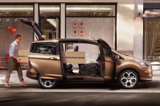 GENEVA 2012! Noul Ford care se face la Craiova are o problema...ii