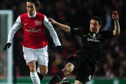 VIDEO: Arsenal 3-0 AC Milan, Benfica 2-0 Zenit! Milan a fost aproape de inca o umilinta istorica! Benfica este in sferturi! Vezi toate fazele:_4