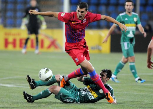 Nikolici a aflat de la TV ca a fost dat afara! Vezi ce REACTIE a avut cand a auzit ca NU va mai juca la Steaua!
