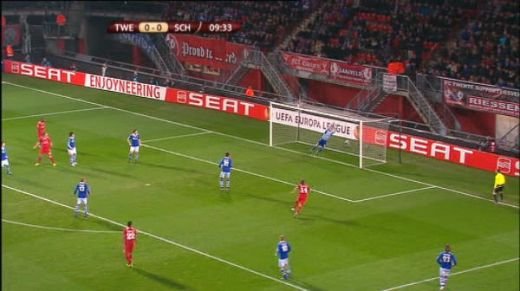Cea mai controversata faza din optimi! Twente 1-0 Schalke dupa un penalty inexistent si o eliminare dictata gresit! VIDEO