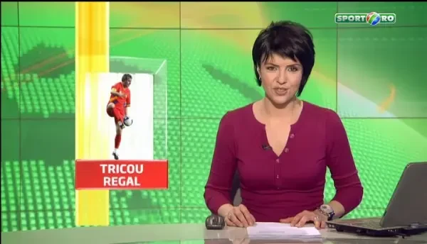 SUPER VIDEO: Hagi si-a lansat cel mai spectaculos tricou din cariera! Cum arata echipamentul celui mai tare 10 din istoria Romaniei