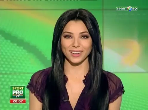 VIDEO SENZATIE! Ana Maria Prodan si Reghecampf au dat petrecere cu homari si spaghete alaturi de jucatori dupa umilinta cu Vaslui