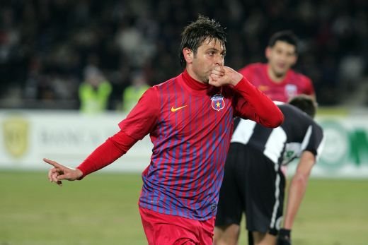 SASE, vine Steaua! Rusescu inscrie ajutat de Szukala! U Cluj 0-1 Steaua! Vezi toate fazele meciului_4