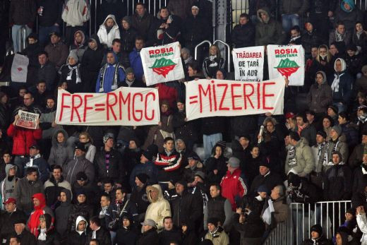 PROTESTELE continua! Suporterii anunta ca vor BOICOTA intalnirea cu Mircea Sandu