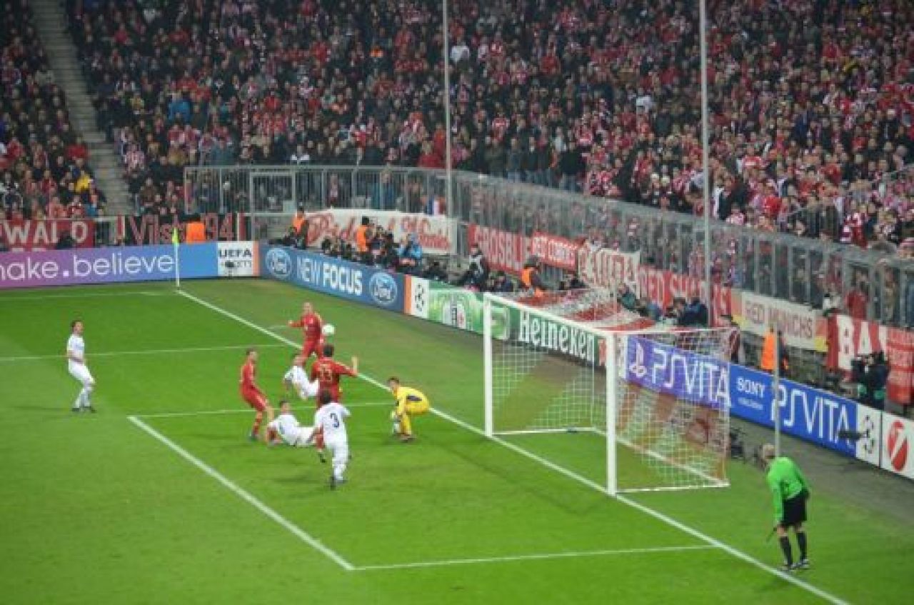 Scene dramatice in Liga: Inter, eliminata in min 93: 2-1 cu Marseille, Bayern face MACEL cu Basel: 7-0, 4 goluri Gomez! VIDEO_25