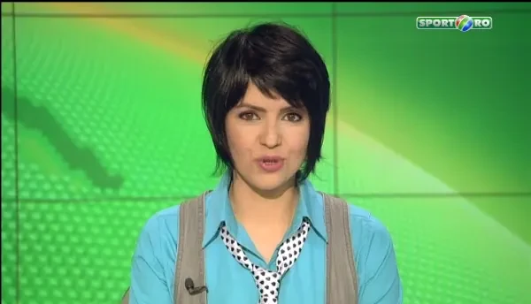 Nebunul care a reinventat sportul extrem. I-a reusit saritura de la 21 de kilometri din spatiu. A avut nevoie de costum de cosmonaut!