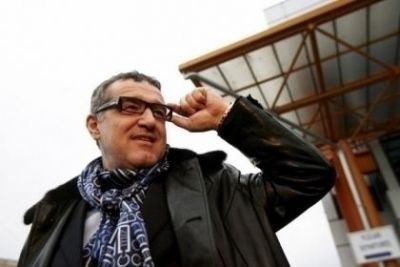 AUDIO: Ma razboiesc, zbor... ei trag cu pistoalele, pac-pac... eu ii omor la misto :)) Victoria Stelei l-a innebunit pe Gigi! Ce a vrut sa spuna?