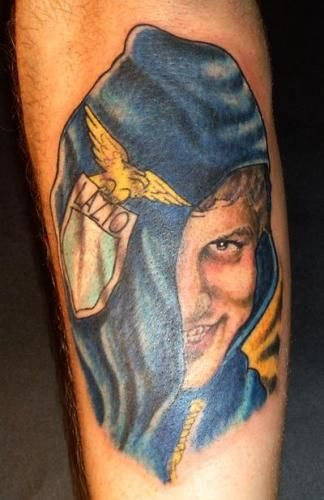 WOW! Si-a tatuat fiecare centimetru pe spate cu Steaua si cei dragi! Trimite-ne si tu tatuajul tau! UPDATE FOTO_17