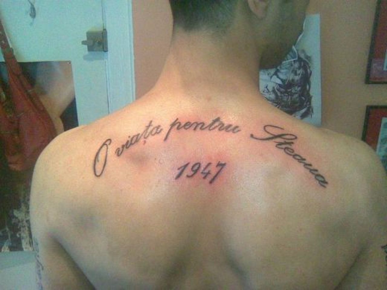 WOW! Si-a tatuat fiecare centimetru pe spate cu Steaua si cei dragi! Trimite-ne si tu tatuajul tau! UPDATE FOTO_19
