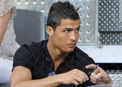 Scene INCREDIBILE dupa meciul Realului: Ronaldo a vrut sa-l BATA pe presedintele lui Villarreal! Jucatorii lui Mourinho au intrat peste adversari in vestiar!