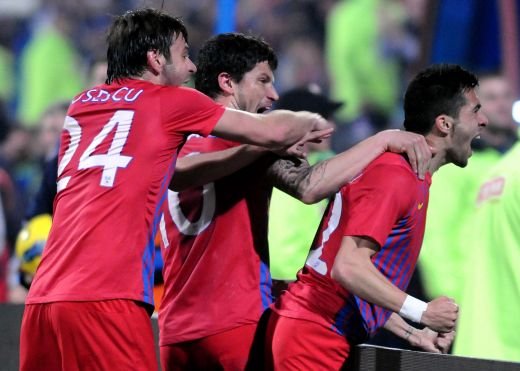 A venit la Steaua sa fie rezerva de lux iar acum nu-l mai scoate nimeni din echipa: "Se apropie cu pasi mari de nationala!" Care e favoritul lui Ilie Stan: