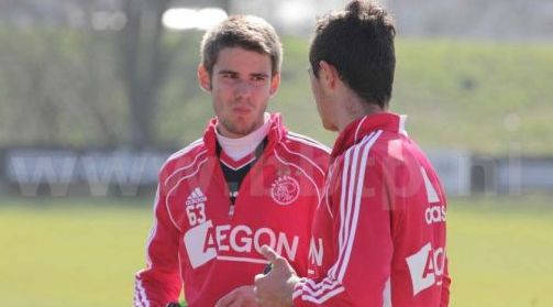 Mutu si Chivu sunt deja ISTORIE! De aici se naste GENERATIA care ne duce la Mondiale! Hagi si Gica Popescu au ajuns la Ajax!