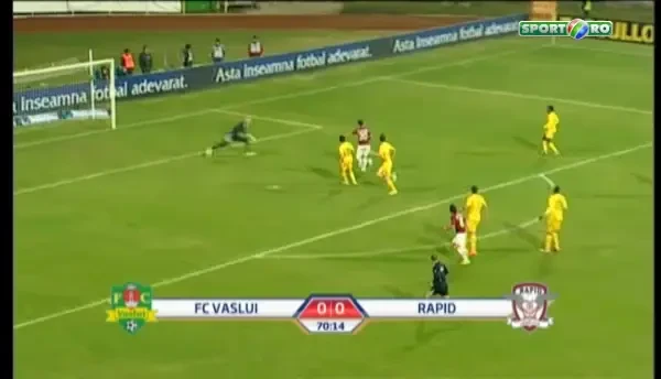 "A fost sau n-a fost" s-a turnat la Vaslui! Penalty-ul care l-a scos din minti pe Porumboiu! Vezi faza si spune: trebuia dat 11 metri? VIDEO