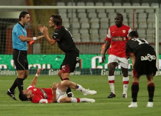 Luati-l p-asta la pariuri ca sigur se da in spectacol! Fanii sunt convinsi ca EL va fi omul derby-ului din Giulesti:&nbsp;