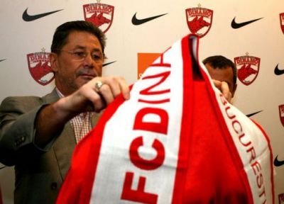 "Au fost multe momente hilare! Putini fotbalisti au dovedit ca poseda si fotbalul!" Cea mai tare reactie dupa derby, semnata de Cornel Dinu :))