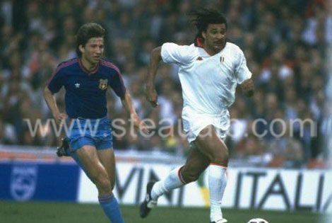 VIDEO: Steaua, chemata de Barbara Berlusconi in vestiarul lui Milan pe Nou Camp inainte de returul cu Barca! Ce zice cea mai bogata femeie din Italia_3