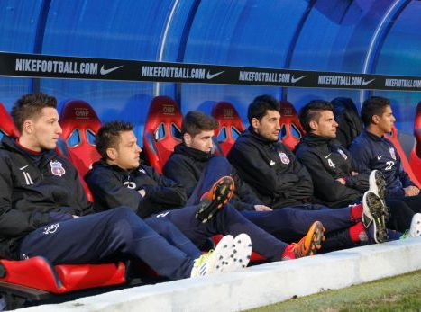 Unde nu-i cap, vai de picioare :) Becali si-ar vinde cel mai scump atacant din lot: Nu cred ca mi-l mai ia nimeni!