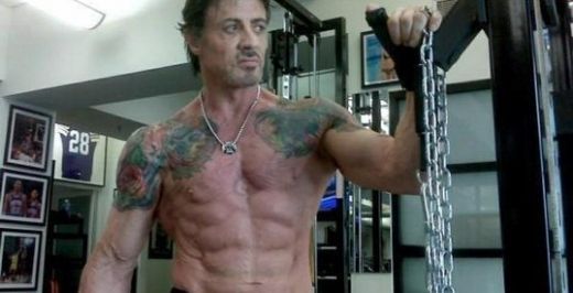 RAMBO avea 60 de ani cand l-au prins cu 48 de fiole de steroizi sintetici! Acum are 65 si arata FANTASTIC! FOTO_2