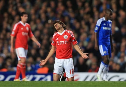 Chelsea si Real in semifinale! Kaka si CR7 reusesc goluri de senzatie, Chelsea se califica in min 92! Chelsea 2-1 Benfica; Real Madrid 5-2 APOEL! VIDEO_4