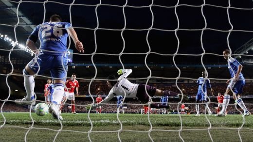 Chelsea si Real in semifinale! Kaka si CR7 reusesc goluri de senzatie, Chelsea se califica in min 92! Chelsea 2-1 Benfica; Real Madrid 5-2 APOEL! VIDEO_9