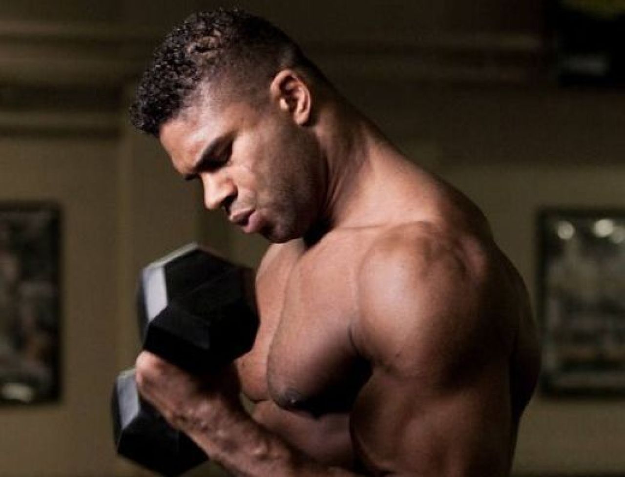 UPDATE! Overeem a fost testat pozitiv! Olandezul are o singura sansa! Ce ii poate salva cariera