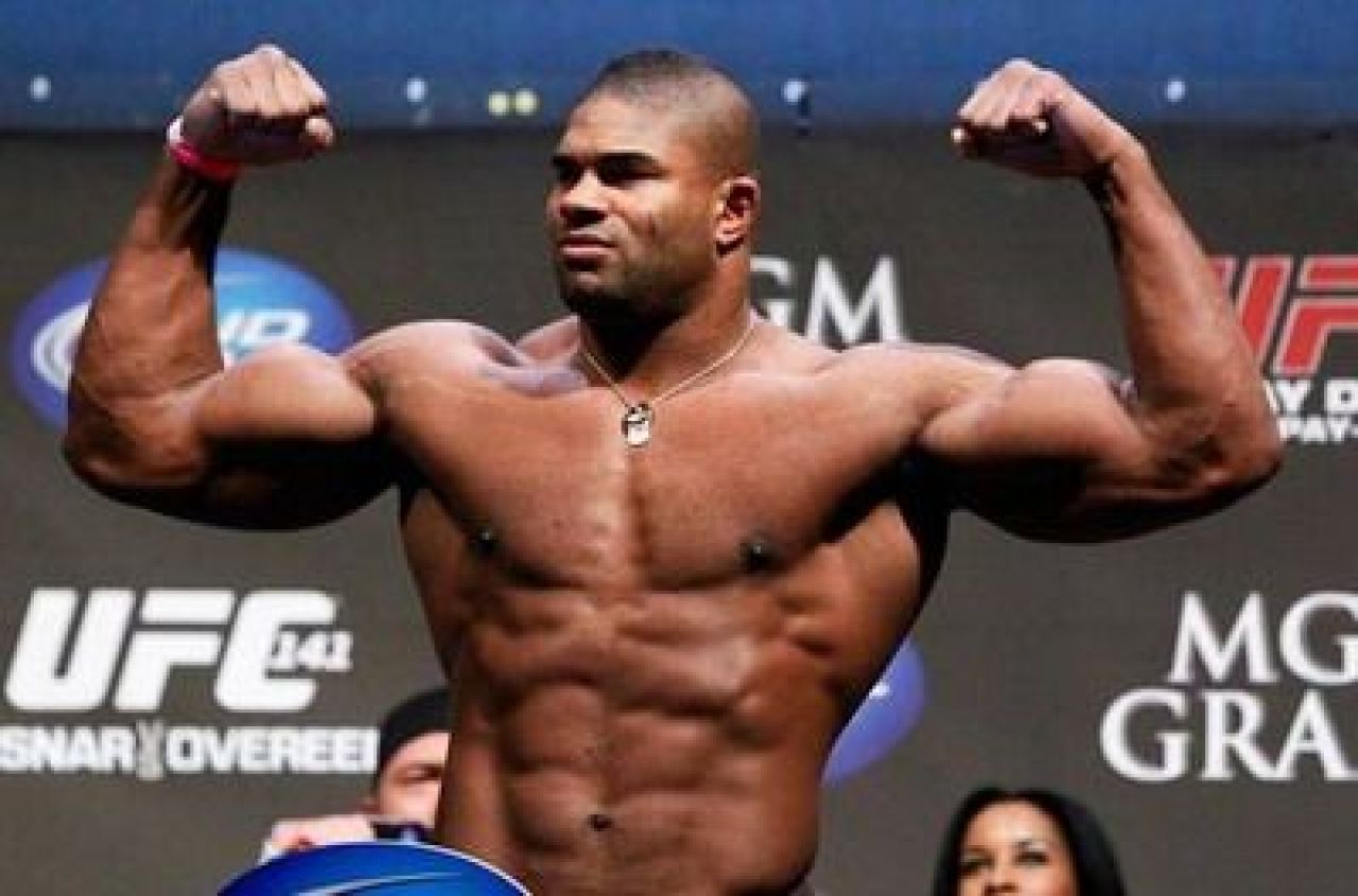 UPDATE! Overeem a fost testat pozitiv! Olandezul are o singura sansa! Ce ii poate salva cariera