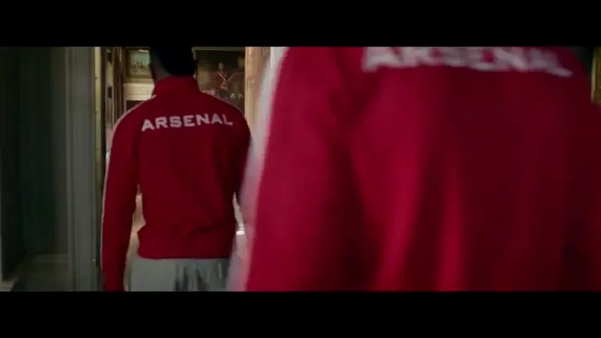 VIDEO: Arsenal renunta la tiki taka pentru BALET! Wenger s-a trezit cu cele mai tari balerine din Anglia in lot :)