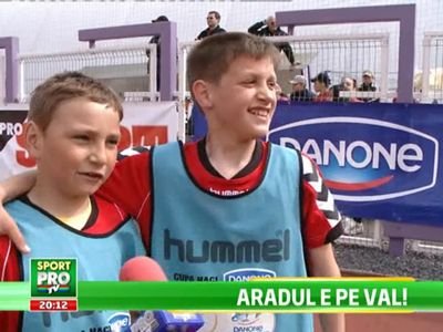 VIDEO! Atletico Arad, in semifinalele la Cupa Hagi Danone dupa un gol in ultimul minut! Cum au dat lovitura la Timisoara: