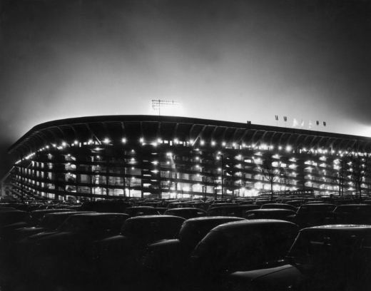 Imagine LEGENDARA: Vezi indiciile si ghiceste ce stadion urias din fotbal e in fotografia asta!