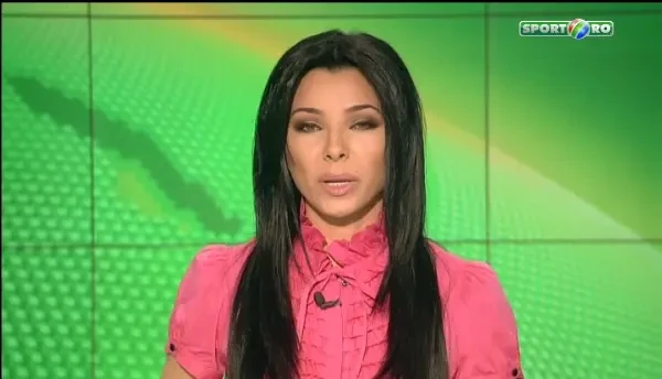 VIDEO GENIAL! Numai in Romania se putea intampla asa ceva: o echipa s-a trezit ca terenul de fotbal a fost ARAT :))