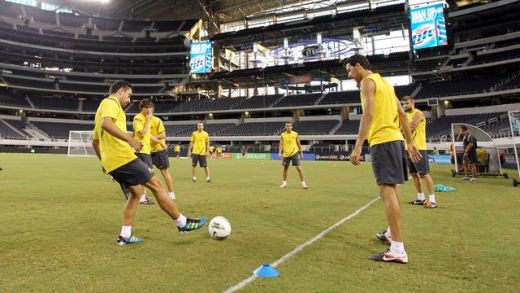 Barcelona pierde ZECI de milioane intr-o luna! Decizia care va infuria SUTE de milioane de fani DISPERATI dupa Messi si Xavi