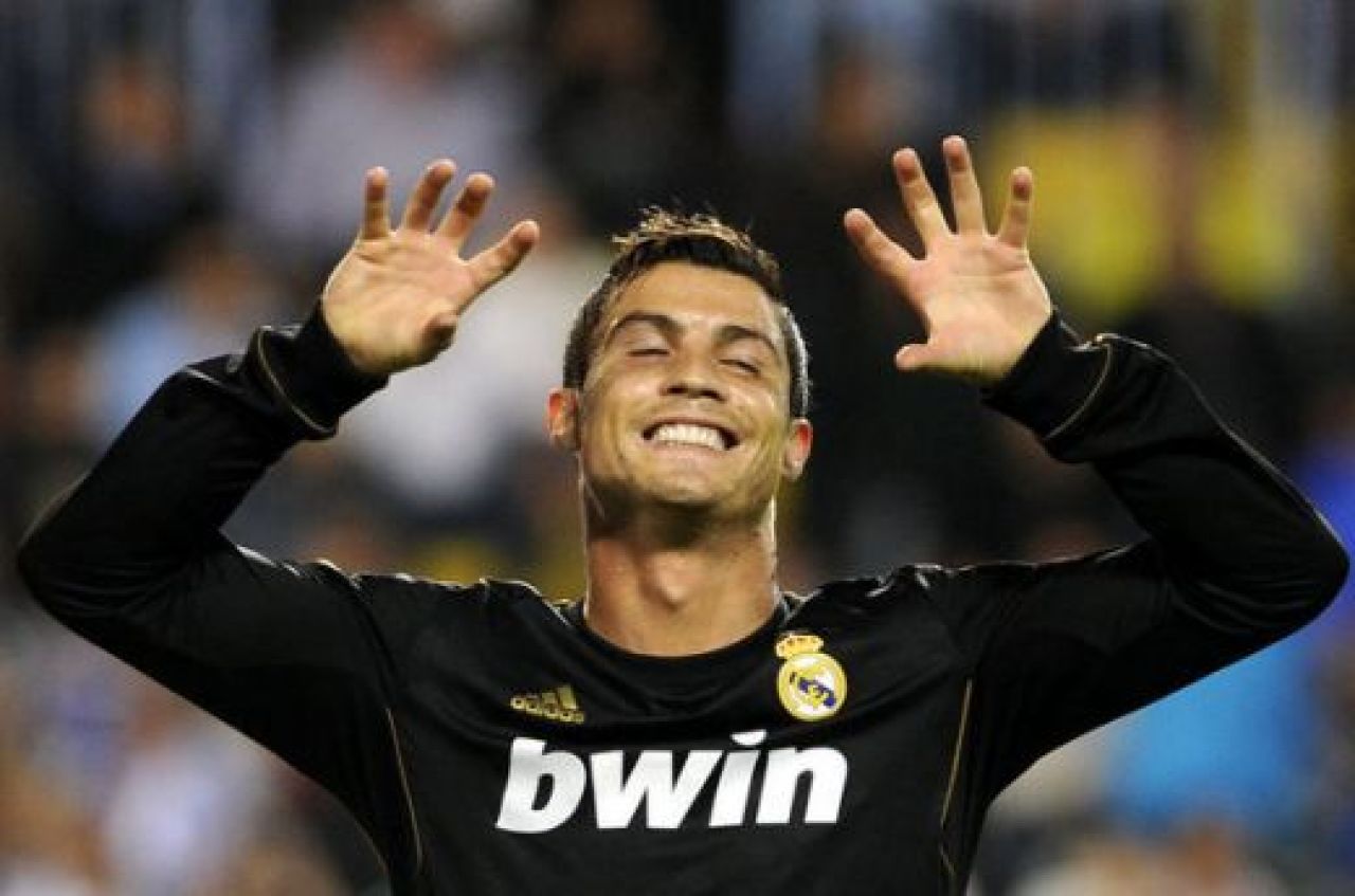 FOTO Celebrarile PROVOCATOARE ale lui Cristiano Ronaldo!