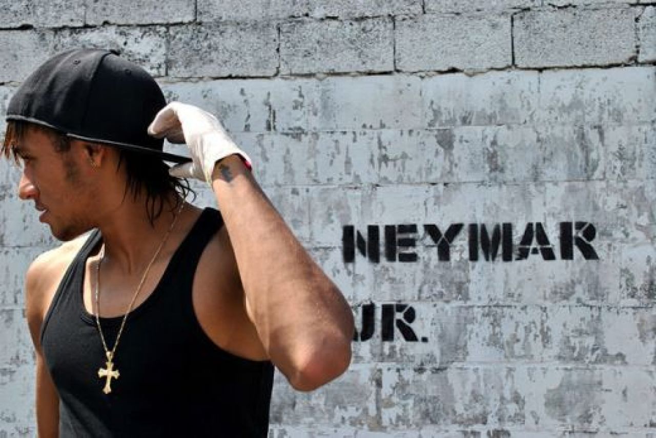 Nu l-ai vazut NICIODATA asa pe Neymar: