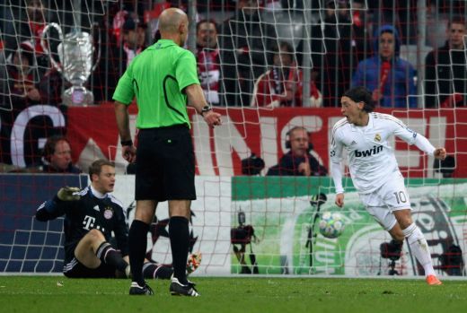 Super Mario da lovitura cu un minut inainte de final: Bayern 2-1 Real! Prima finalista se decide pe Bernabeu!_7