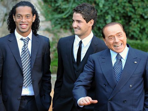 Perversiunile lui Berlusconi au intrecut orice limita! Cu ce jucator avea fantezii: