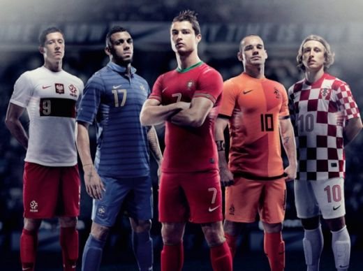 Ronaldo, Ribery si Sneijder asteapta de doi ani ziua asta! Cum vor arata cele mai tari echipamente de la Euro 2012