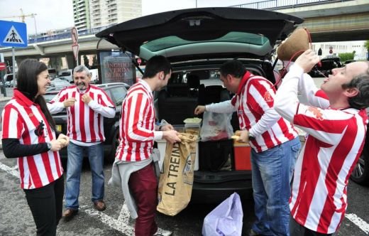 Asa ar putea arata strazile din Bucuresti pe 9 mai! Bascii au facut SHOW in Lisabona! Cati suporteri va avea Bilbao la meciul cu Sporting:_3