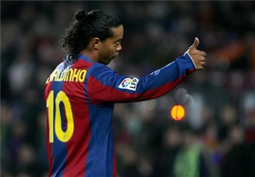 Ronaldinho: In Brazilia, Barca are mai multi fani! Cu cine tine in duelul Messi vs CR7 si cum si-a adus aminte de cel mai frumos moment din cariera: