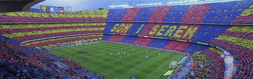 SUPER FOTO! Coregrafie IMPRESIONANTA pe Camp Nou! Ce mesaj au avut fanii pentru jucatori la El Clasico!