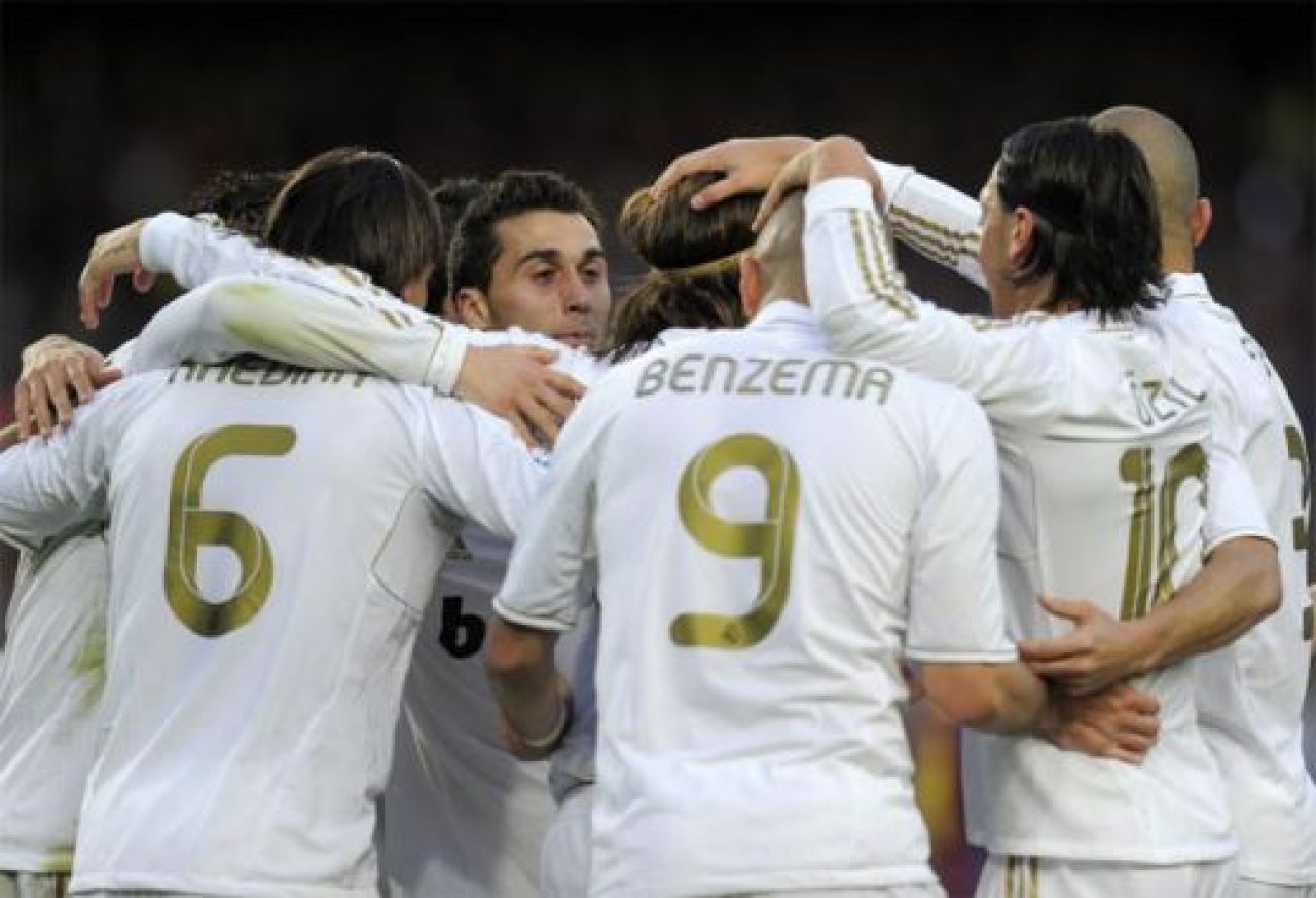 Real, 99% campioana, TIKI...TACE :) Ronaldo o executa pe Barca, Messi nu a existat: Barcelona 1-2 Real Madrid! VIDEO_4