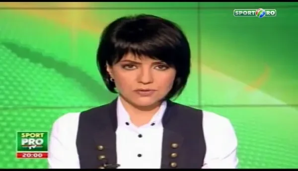 VIDEO GENIAL! Pinalty Stefa a povestit cum a fost suspendat de UEFA pentru "ospitalitate excesiva" :)) Ce teapa si-a luat cu folcloristele sexy