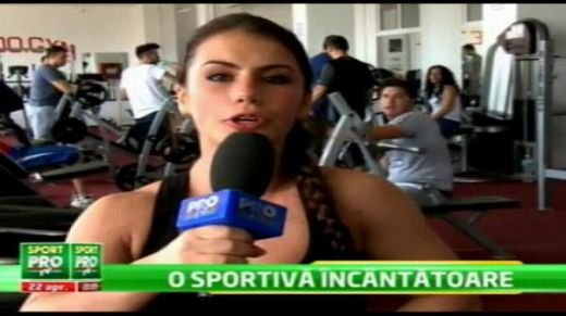 VIDEO Cel mai talentat cuplu din sport! Mama e campioana la CULTURISM, fiica poate sa cante la Scala din Milano! Super imagini: