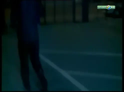 VIDEO SENZATIONAL: Andone, Iuliu Muresan si Cadu, bagati in sedinta de suporterii nervosi in fata stadionului! Ce promisiune au primit