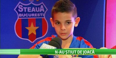 VIDEO! A crezut ca innebuneste la meciul Stelei: M-a sunat toata lumea sa imi spuna ca fiul meu plange la TV! Povestea copilului care viseaza sa antreneze Steaua:
