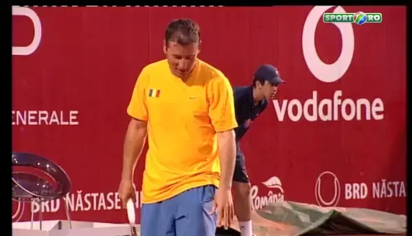 Schimburi DEMENTIALE pe Arena BNR! Nastase si McEnroe au facut SHOW! Pavel le-a adus bere! Super imagini: