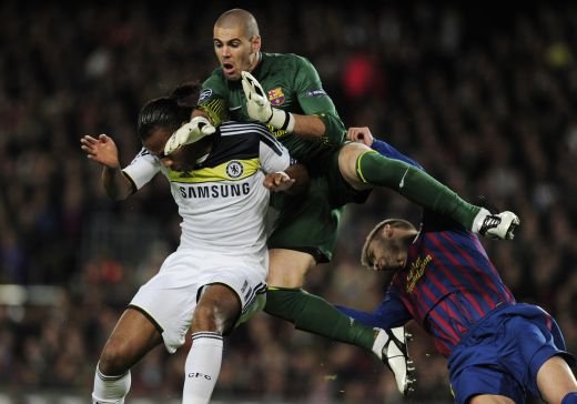Moment HORROR pe Camp Nou! Toata lumea s-a temut de inca o TRAGEDIE in fotbal! Secunde de groaza pentru Pique_2