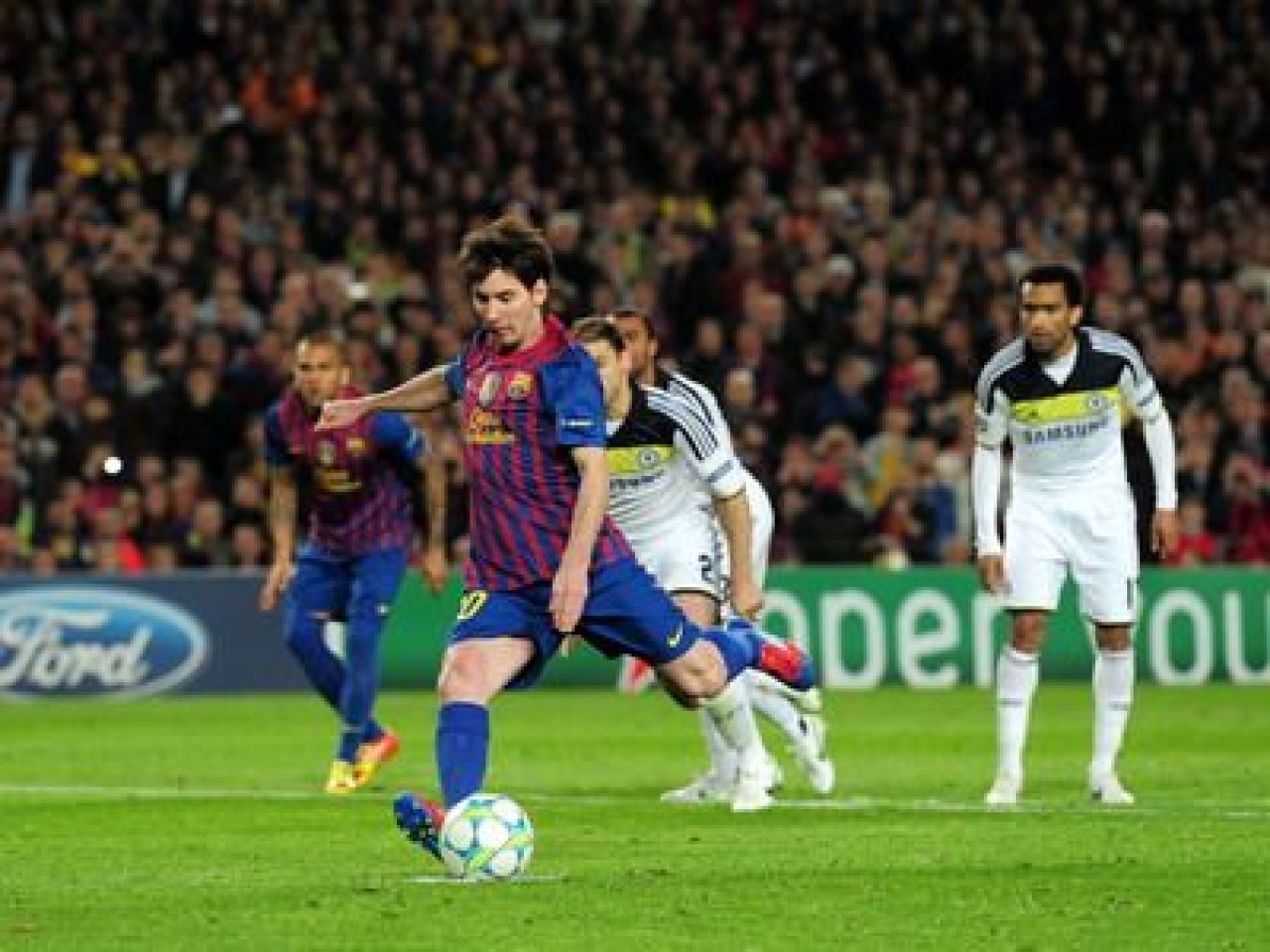 SFARSIT de EPOCA! Barca 2-2 Chelsea! Torres inscrie golul de 50 de milioane si o califica pe Chelsea in finala Ligii! Messi a ratat penalty_20