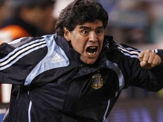 Maradona NU-L MAI SUPORTA pe Olaroiu: Daca nu ma bat cu asta la titlu, PLEC! Amenintarea dupa care seicii au intrat in panica
